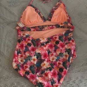 NWT OP swimsuit, tropical ladies XL